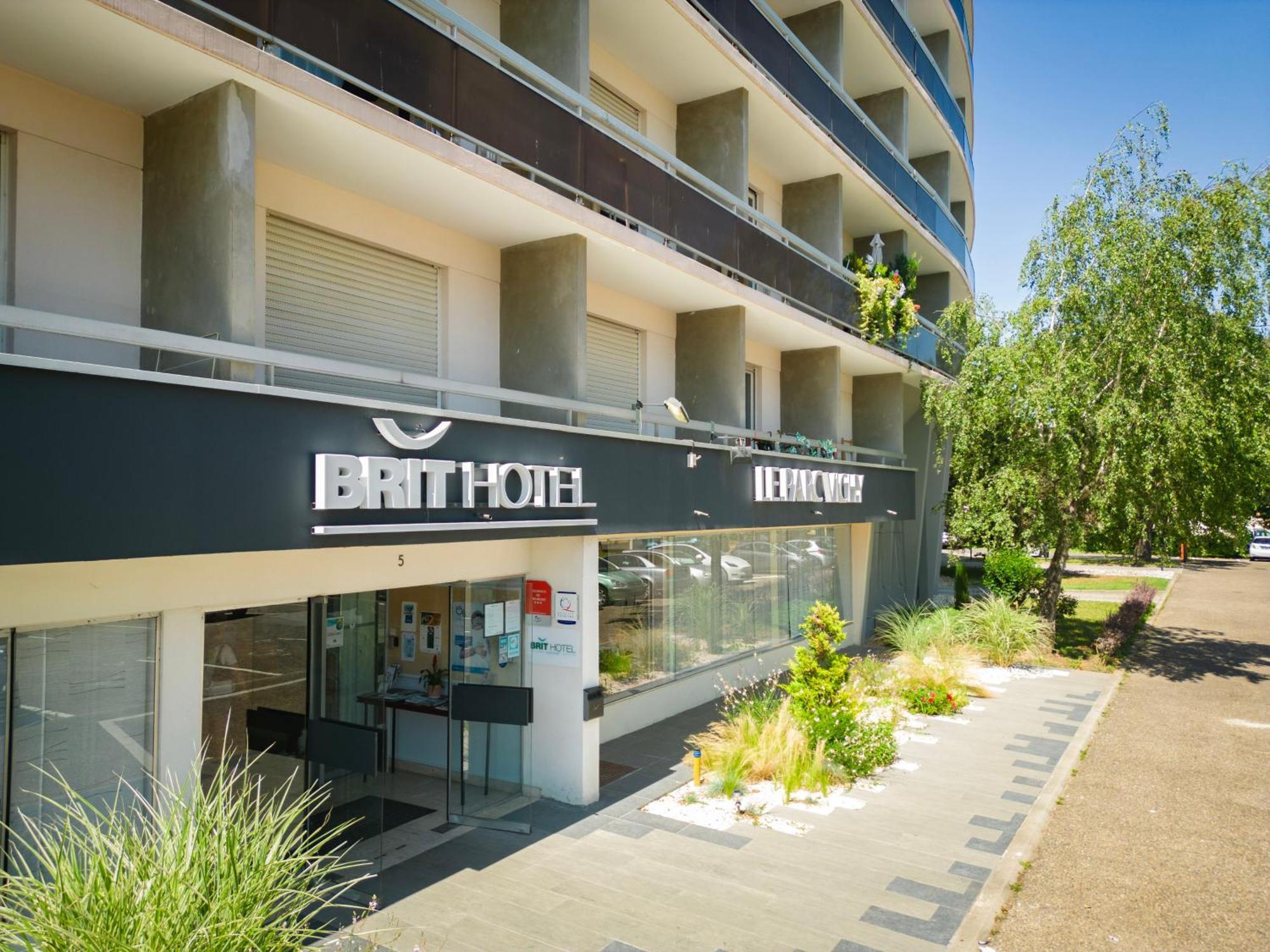 Brit Hotel Le Parc Vichy Bellerive-sur-Allier Exteriör bild