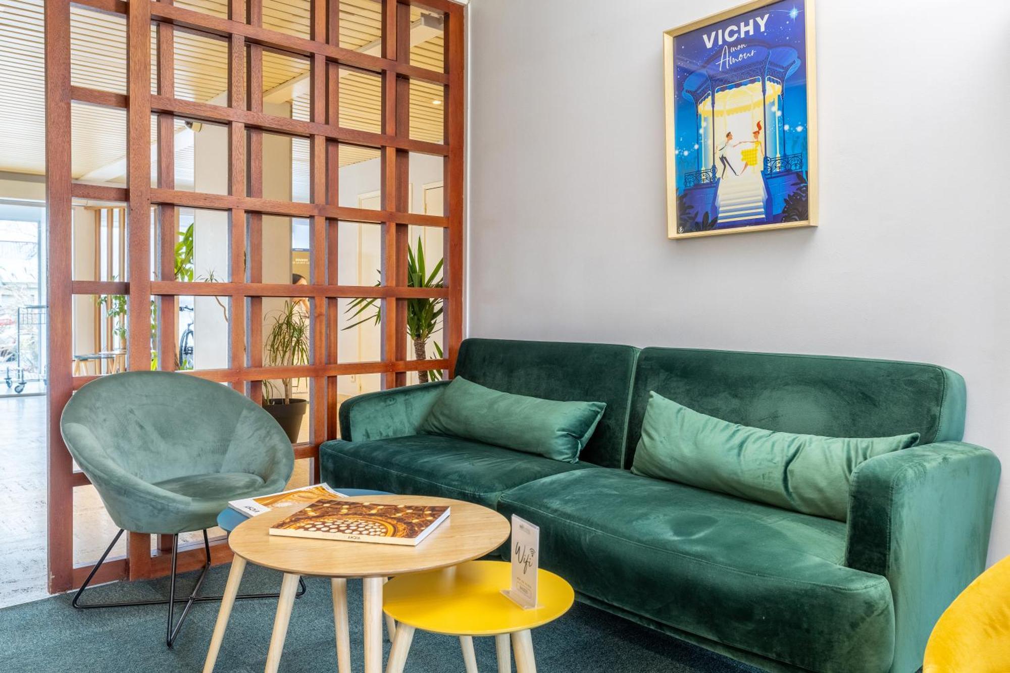 Brit Hotel Le Parc Vichy Bellerive-sur-Allier Exteriör bild