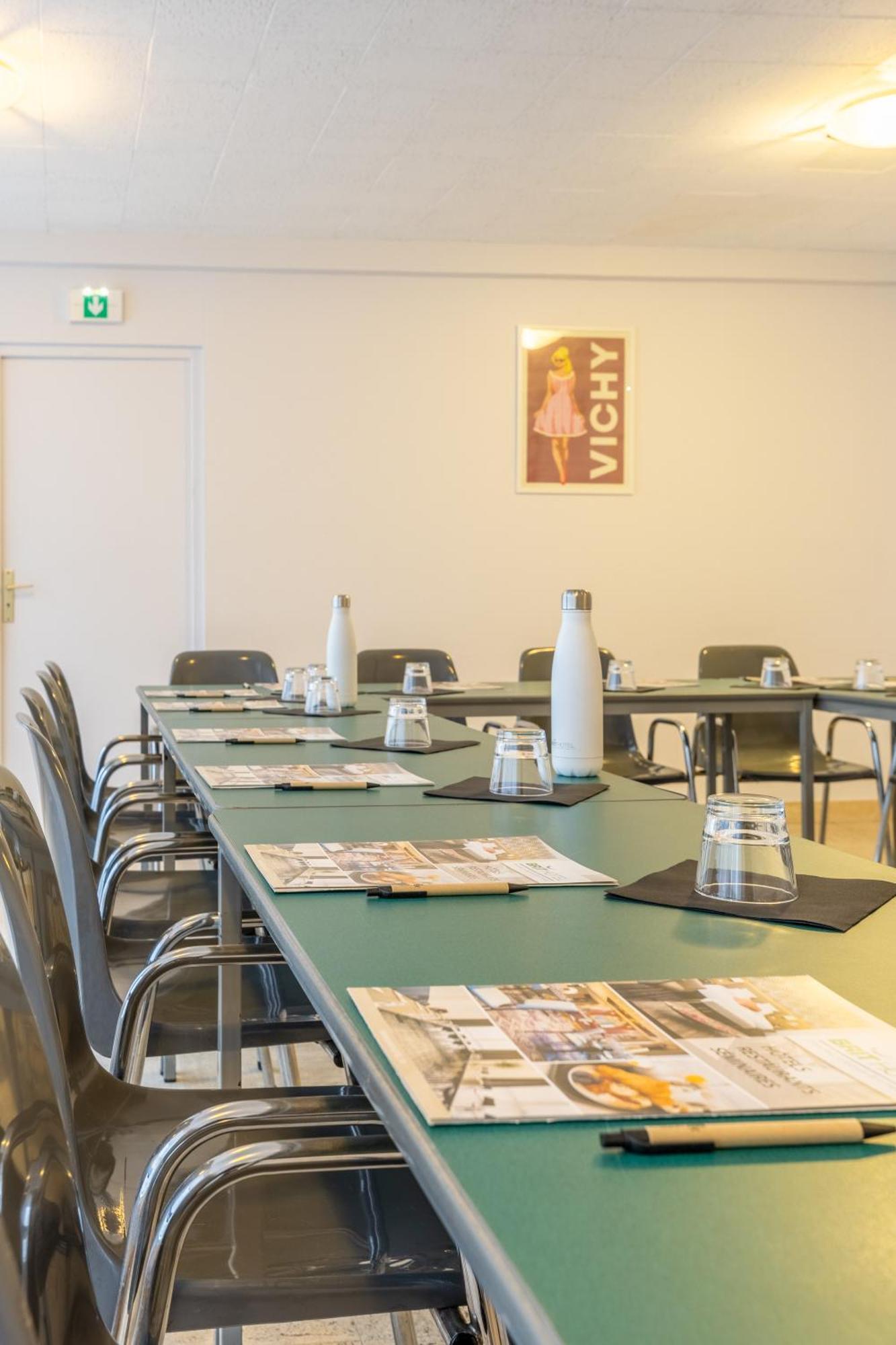 Brit Hotel Le Parc Vichy Bellerive-sur-Allier Exteriör bild