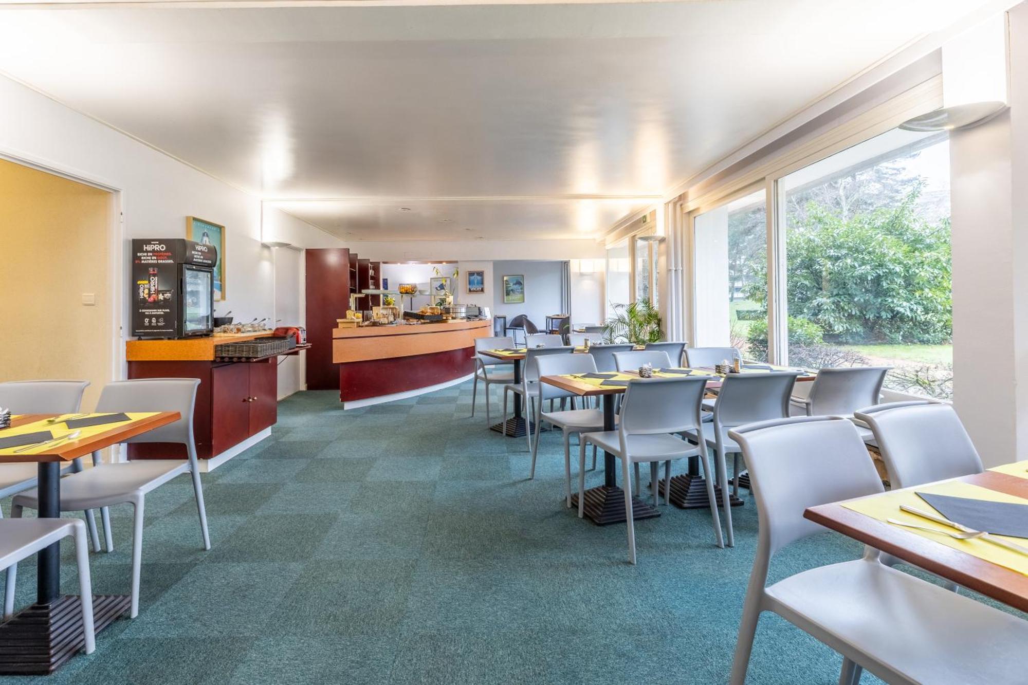 Brit Hotel Le Parc Vichy Bellerive-sur-Allier Exteriör bild